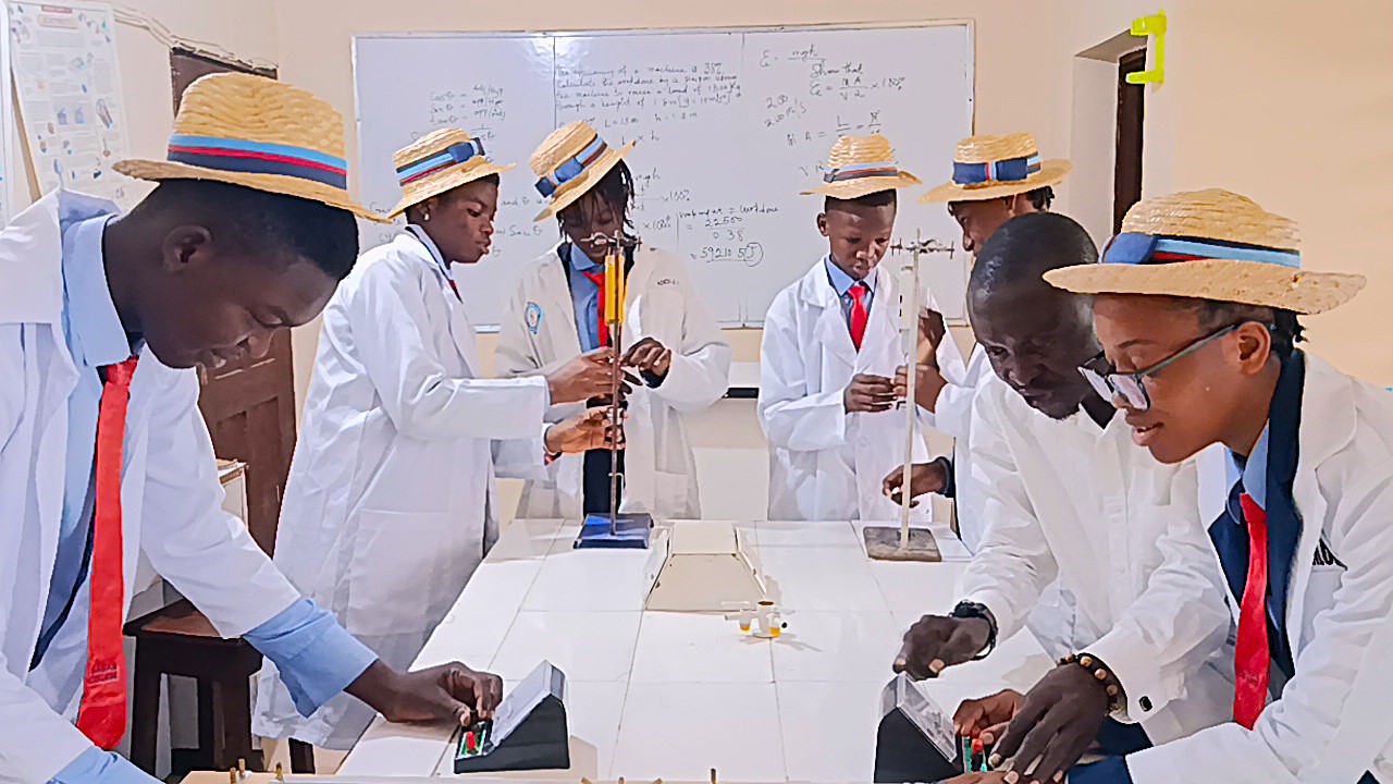 Students in the physics laboratory