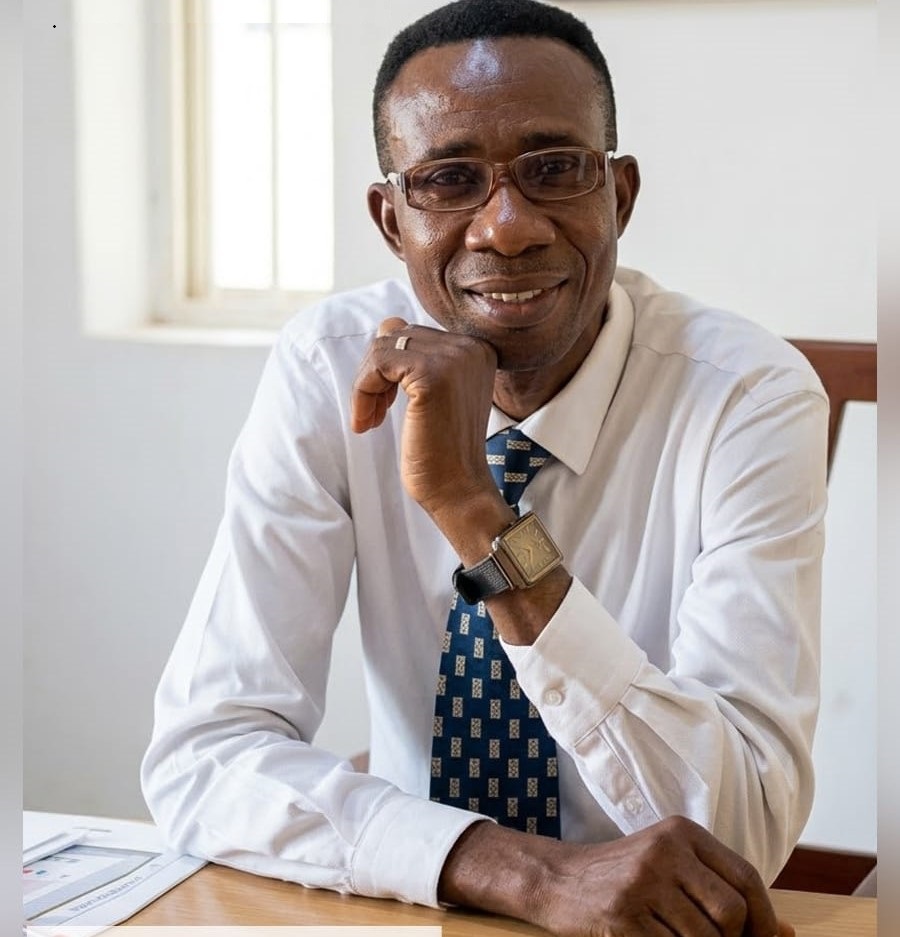 Mr. Cambridge O., Head of Sciences/Geography & PHE